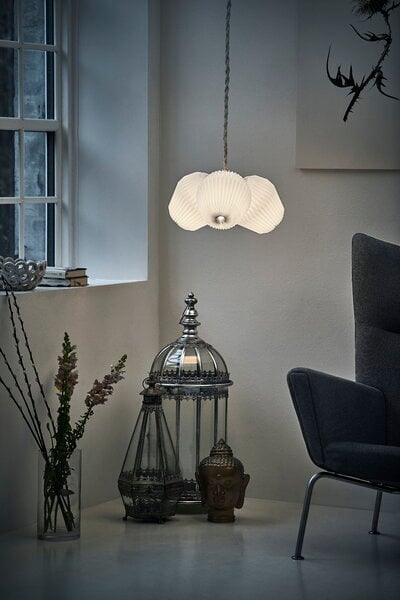 Pendant lamps, The Bouquet 130M3 pendant, White